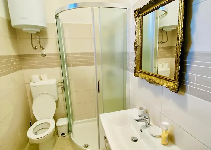 Authentic Stone House Miro Holiday home Rajki