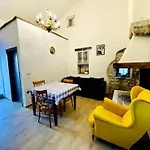 Vikendica Authentic Stone House Miro *