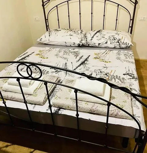 Authentic Stone House Miro * Rajki